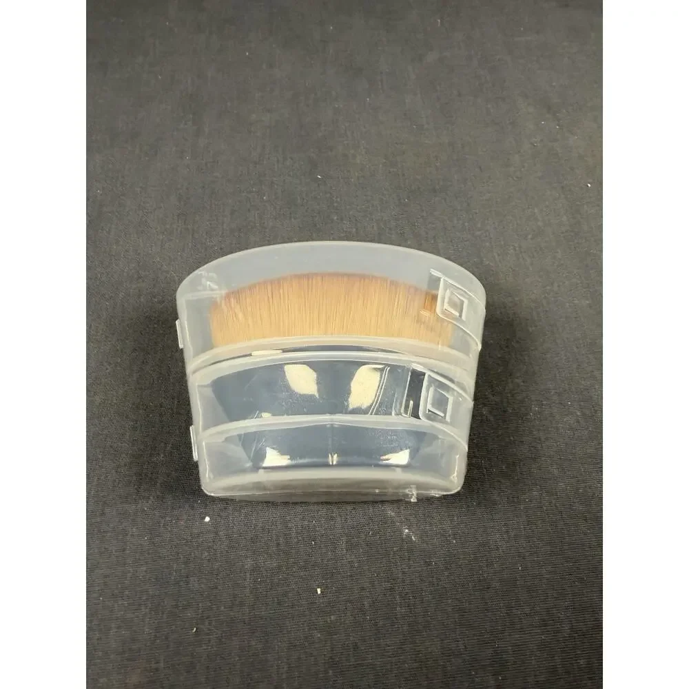 Daubigny Flawless Foundation Brush NEW In box